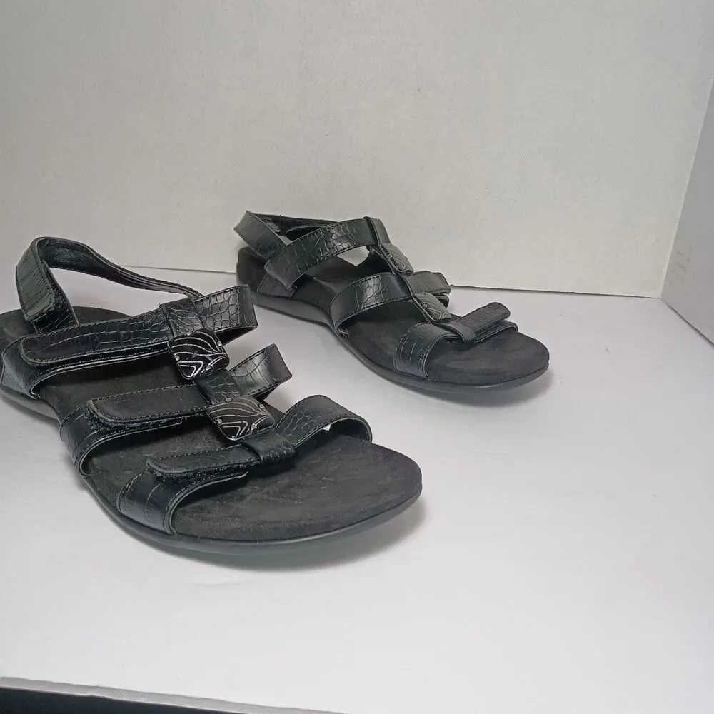Vionic adjustable strap